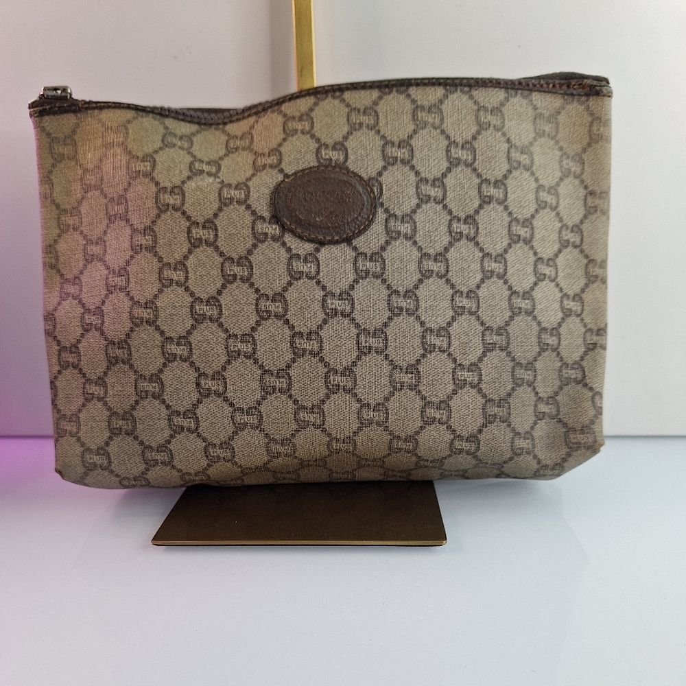 Gucci Beige GG Canvas Clutch